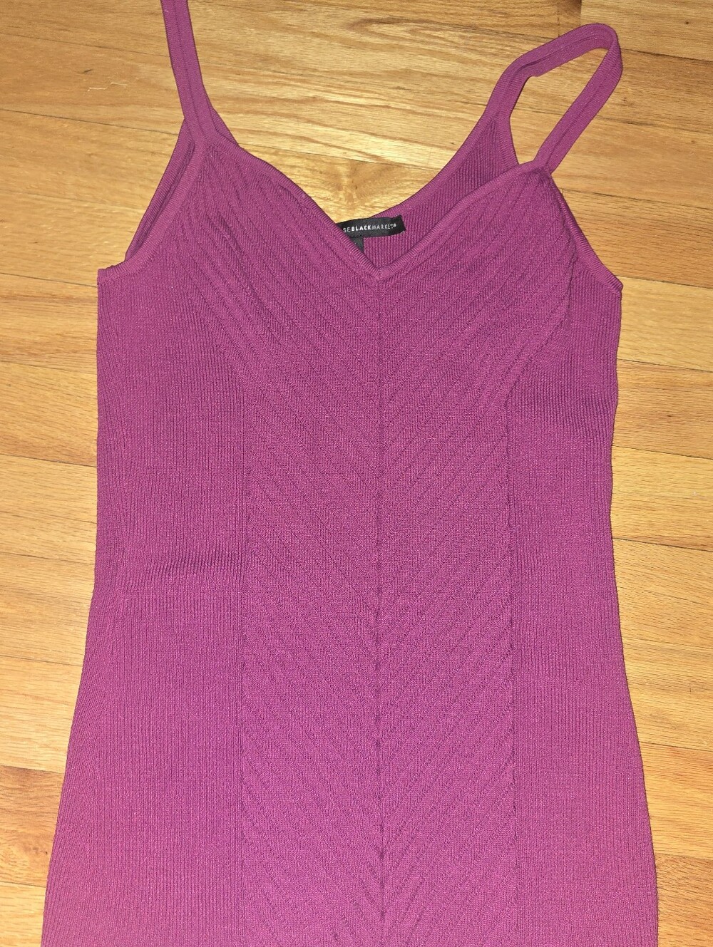 White House Black Market size small magenta sweater tank top